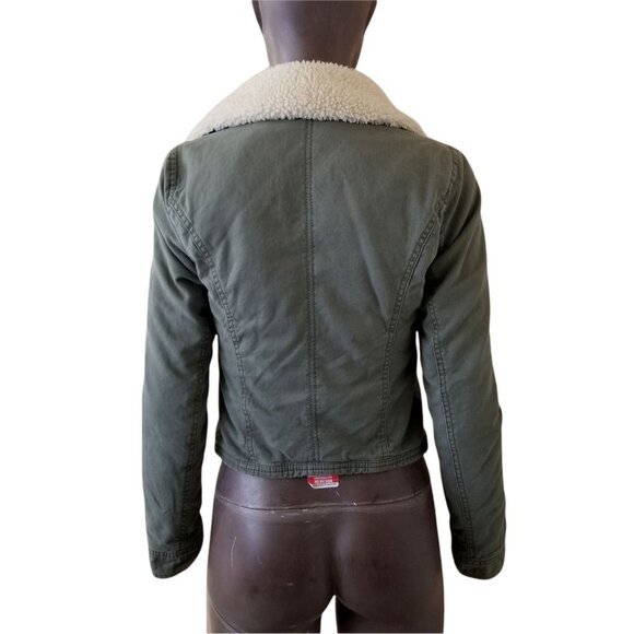HOLLISTER Malaga Beach Jacket Womens Olive Green Faux Lambs Wool Crop Small - Picture 12 of 12